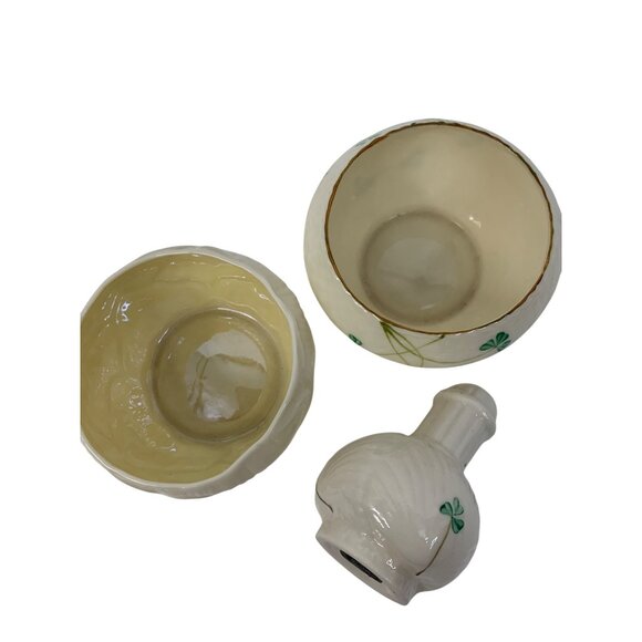 Belleek Irish Porcelain Shamrock Design Set Of 3 Bowls  & Pepper Shaker 8811 - Picture 6 of 8